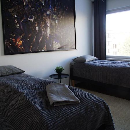 Spacious 4-Room Apartment In City Center Uleåborg Exteriör bild