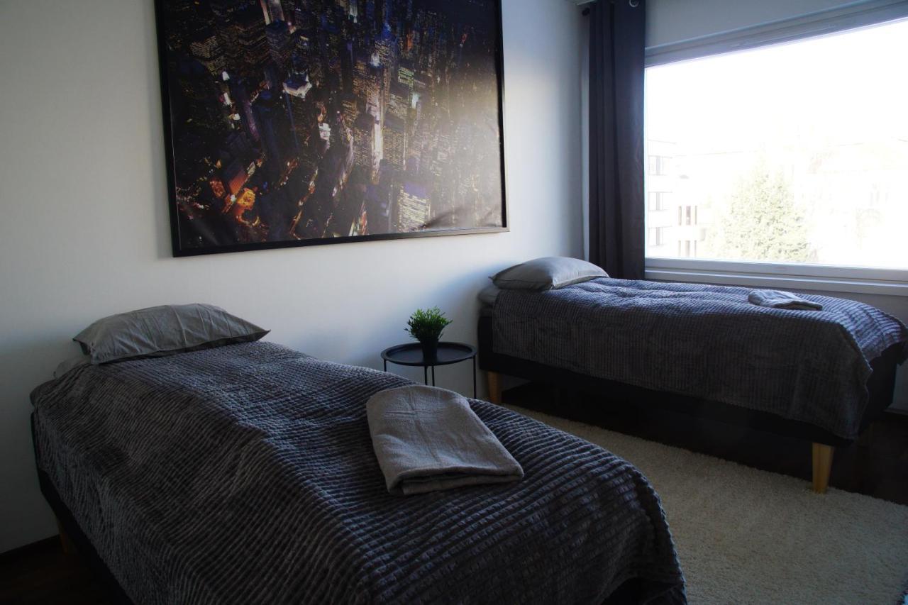 Spacious 4-Room Apartment In City Center Uleåborg Exteriör bild